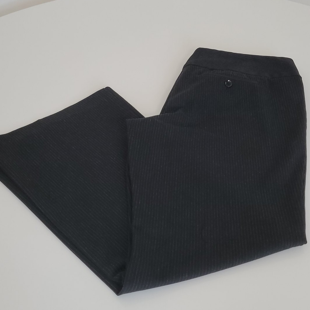 Express Editor Black Pin Striped Pants Size 12